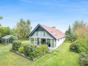 Holiday Home Frida - 125m from the sea by Interhome Køge